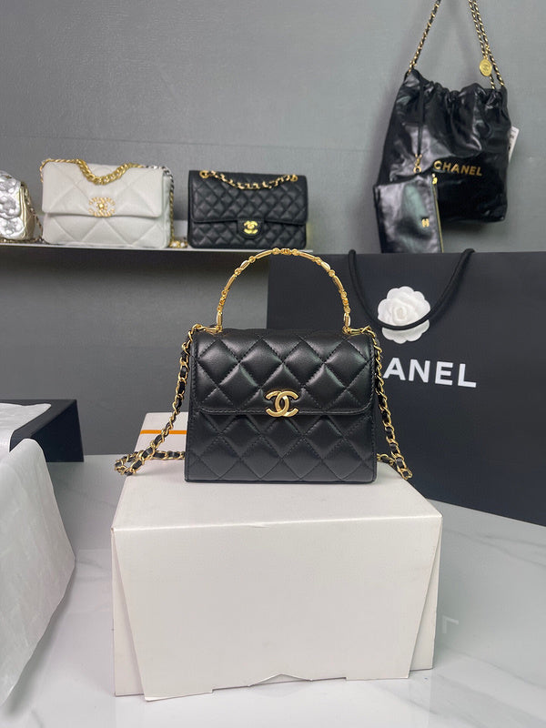Luxe Touch Bags 

 -  Bags - 2674