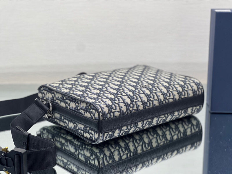 LTB - Luxe Touch Bags - 1578