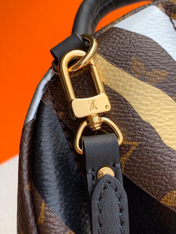 Luxe Touch Bags 

 - LTB Bags - 3100