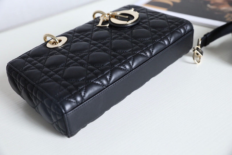 LTB - Luxe Touch Bags - 445