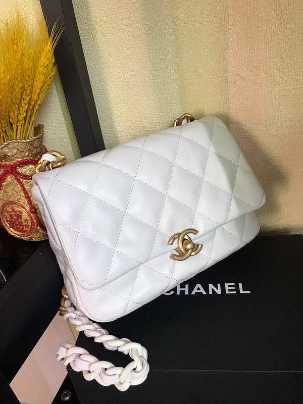Luxe Touch Bags 

 -  Bags - 3273