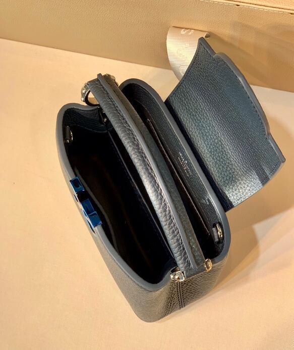 Luxe Touch Bags -   2964