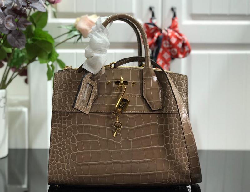 Luxe Touch Bags -   2683