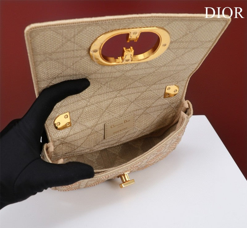 LTB - Luxe Touch Bags - 2014