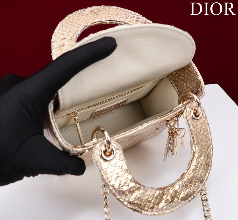 LTB - Luxe Touch Bags - 106