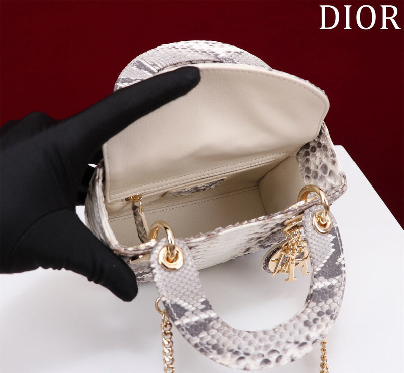 LTB - Luxe Touch Bags - 112