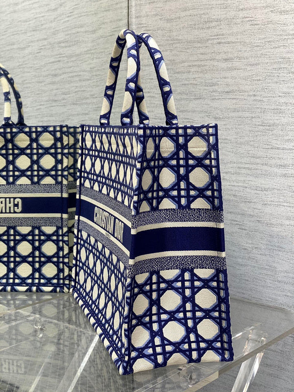 LTB - Luxe Touch Bags - 038