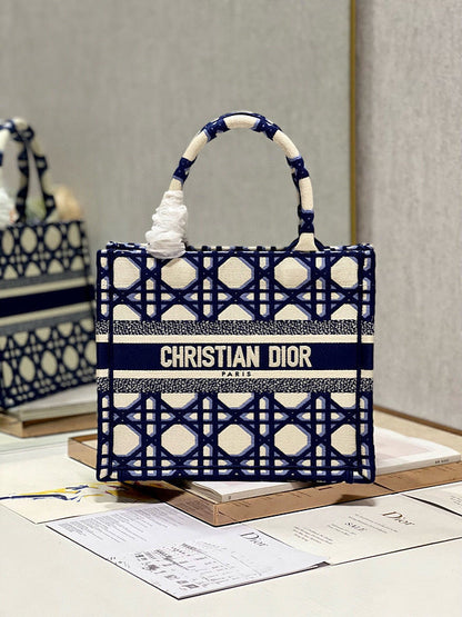 LTB - Luxe Touch Bags - 136