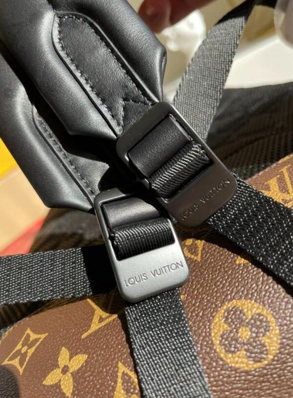 Luxe Touch Bags -   2128