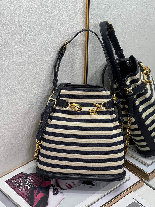 LTB - Luxe Touch Bags - 097