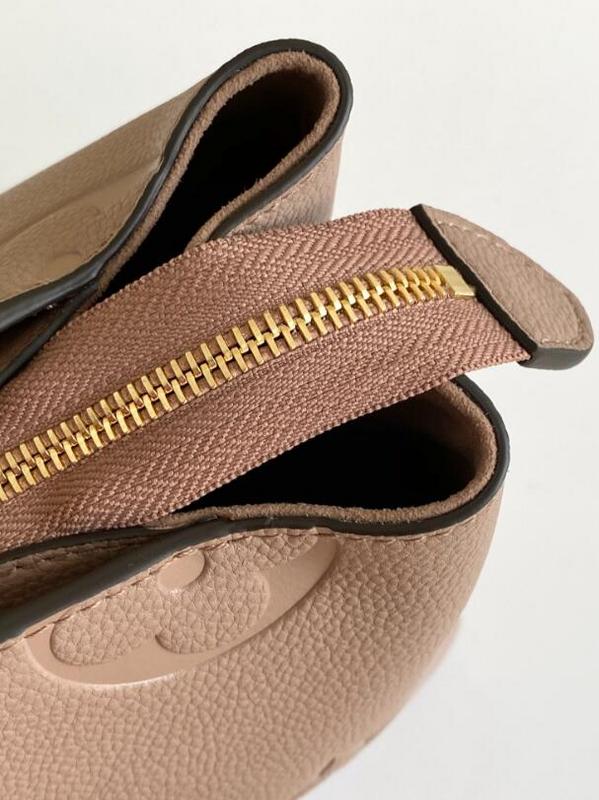 Luxe Touch Bags 

 - LTB Bags - 2142