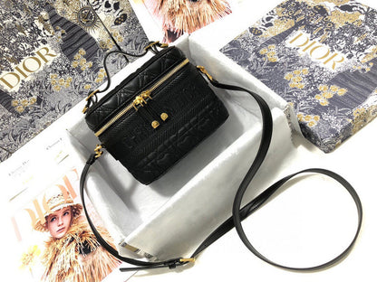 LTB - Luxe Touch Bags - 2579