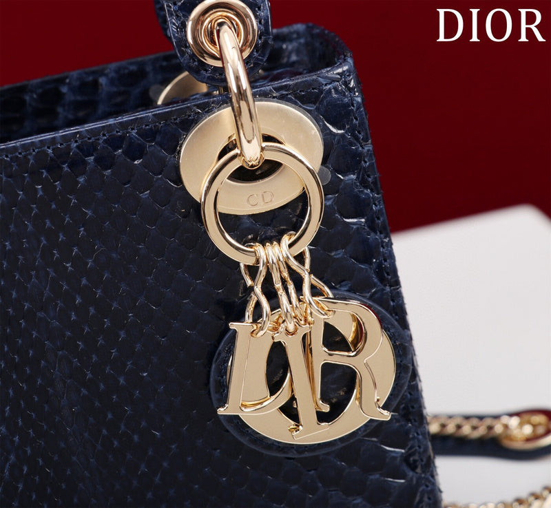 LTB - Luxe Touch Bags - 105