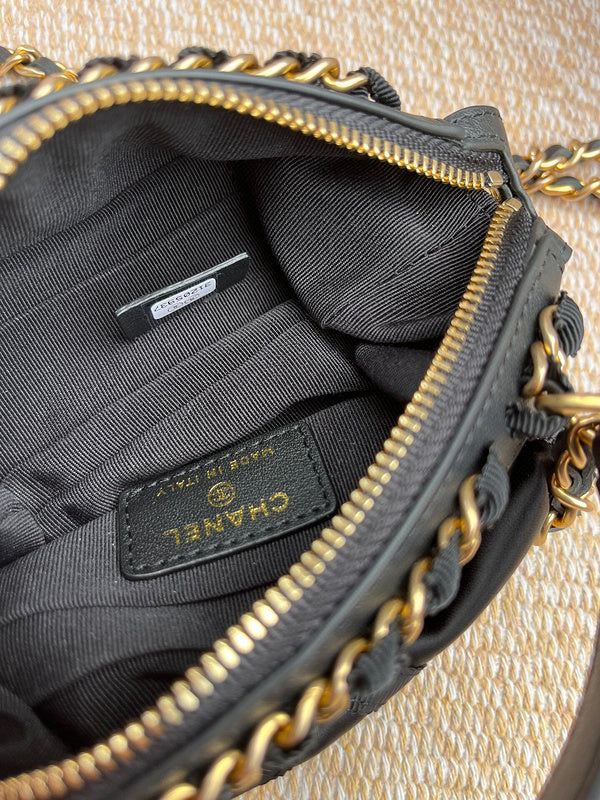 Luxe Touch Bags 

 -  Bags - 3384