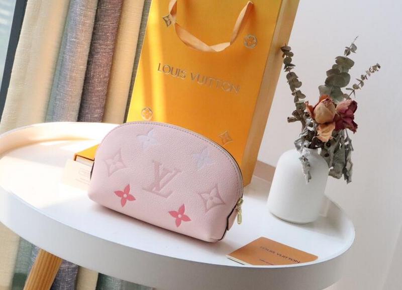 Luxe Touch Bags -   2494