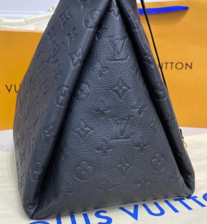 Luxe Touch Bags -   2466
