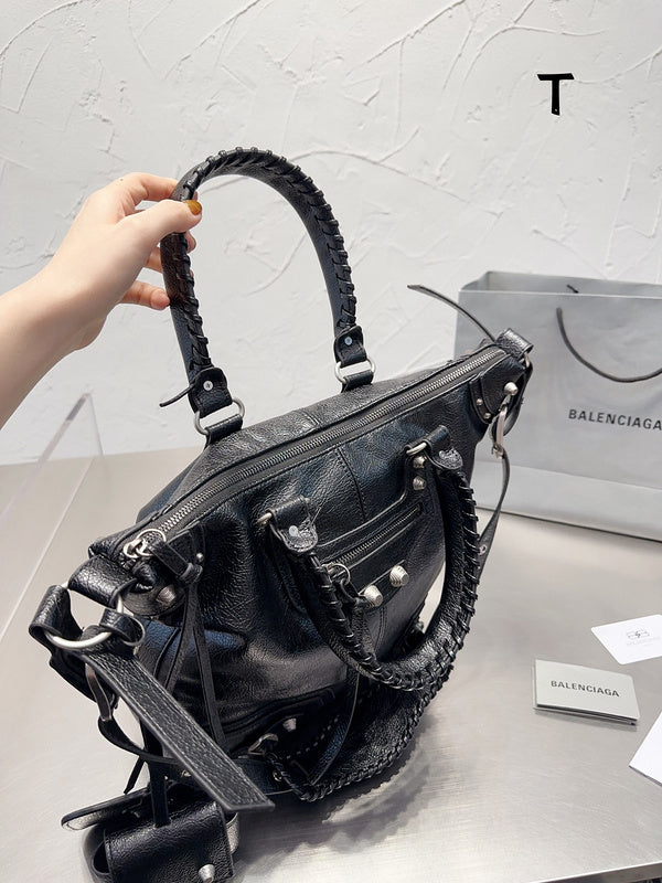 Luxe Touch Fashion - BGA Bags - 1557