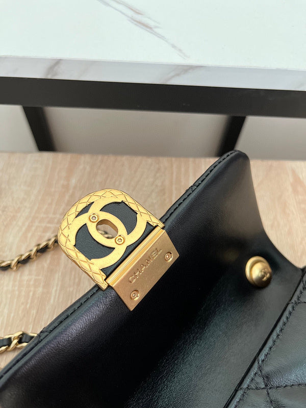 Luxe Touch Bags 

 -  Bags - 2851