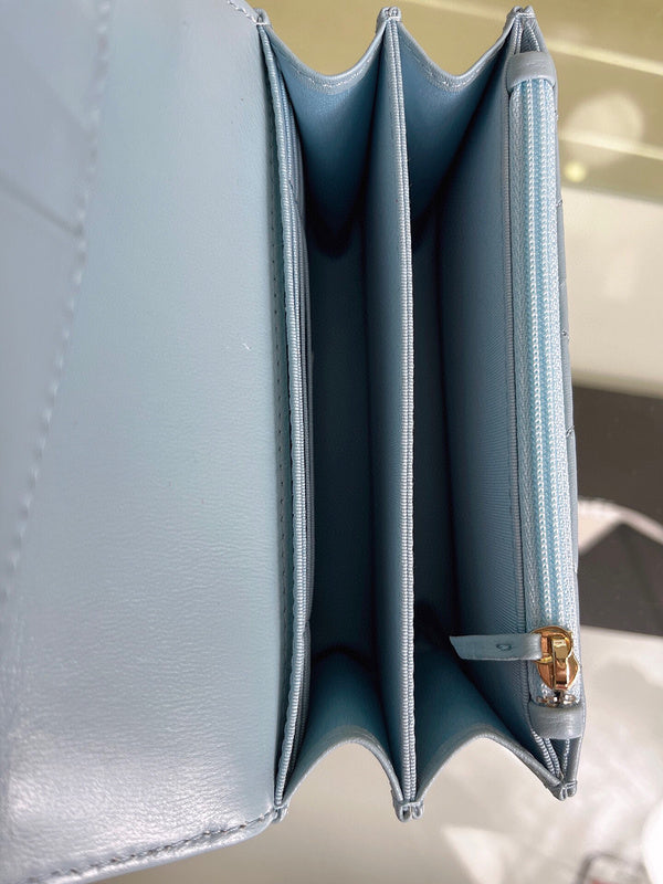 Luxe Touch Bags 

 -  Bags - 3372