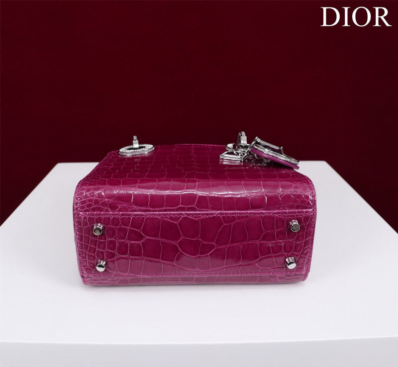 LTB - Luxe Touch Bags - 1653