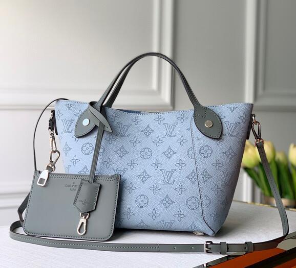 Luxe Touch Bags -   2966