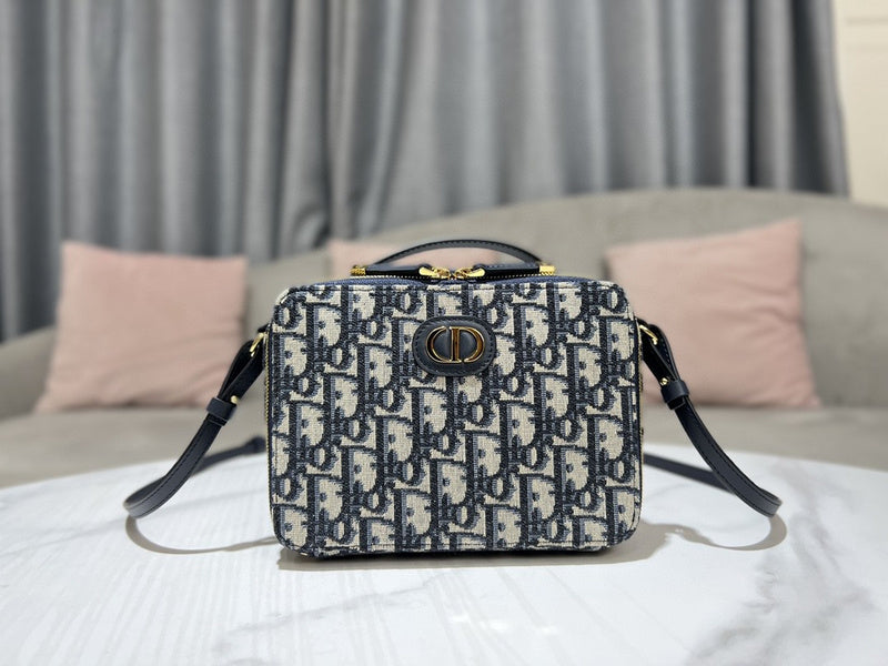 LTB - Luxe Touch Bags - 2027