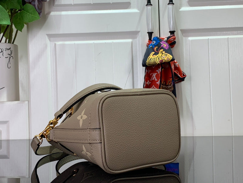 Fashion Luxe Touch bags - 2476