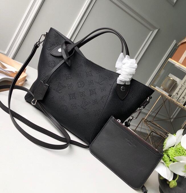 Luxe Touch Bags -   2959