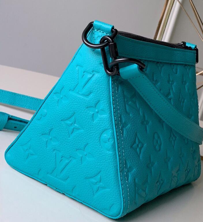 Luxe Touch Bags -   2921
