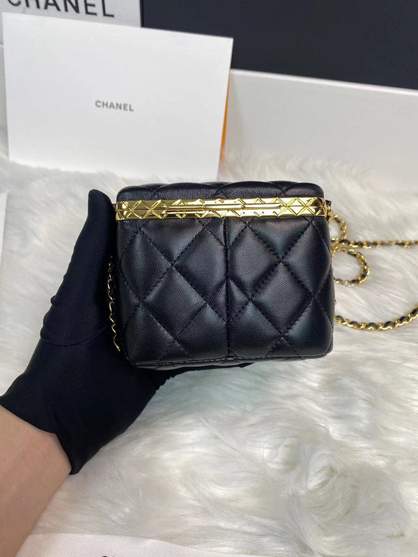 Luxe Touch Bags 

 -  Bags - 3121