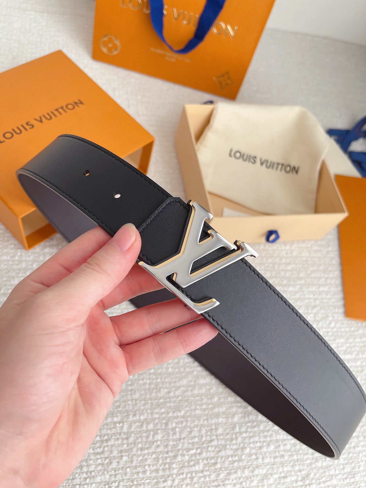 LTB  -Luxury  LUV  BELTS 030