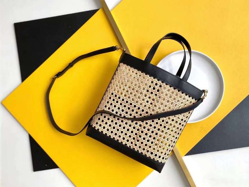 Luxe Touch - SLY Bags 114