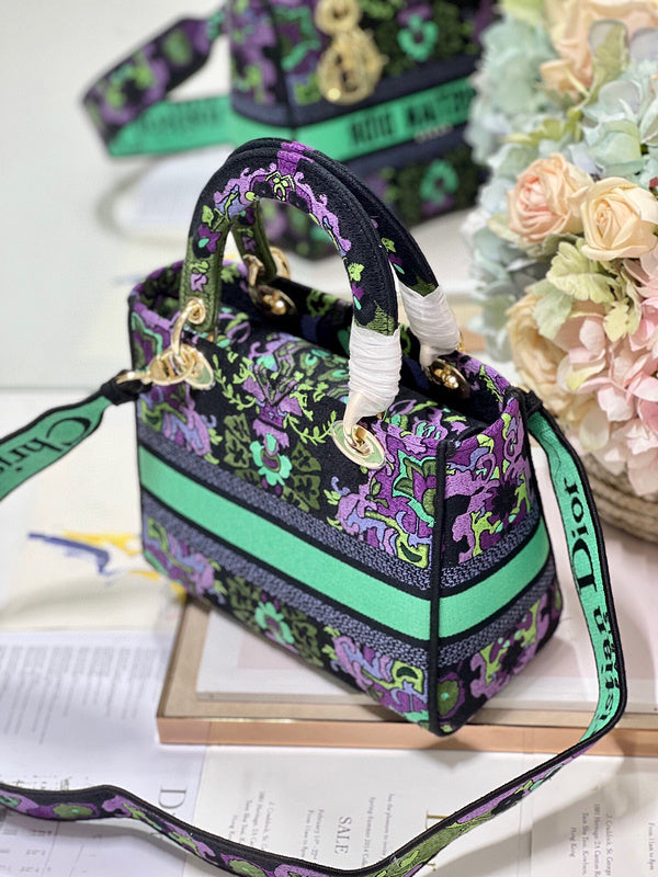 LTB - Luxe Touch Bags - 395