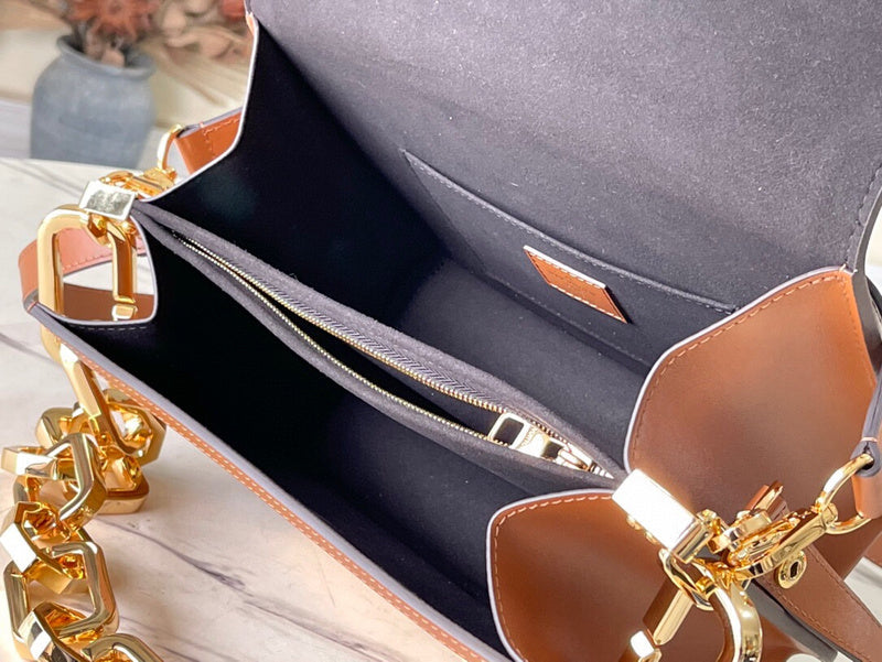 Fashion Luxe Touch bags - 4566