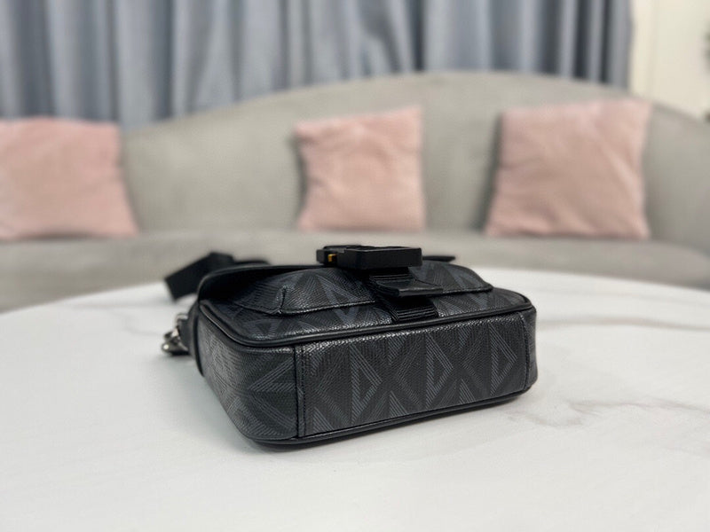 LTB - Luxe Touch Bags - 611