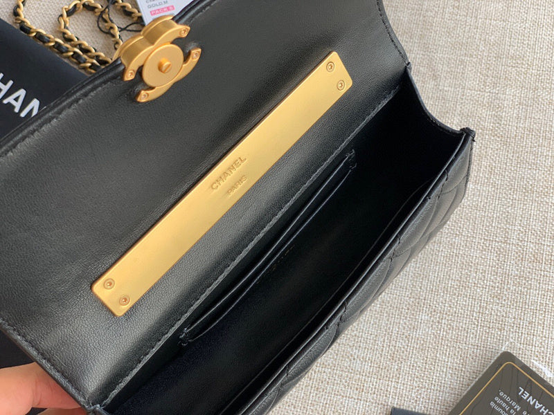 Luxe Touch Bags 

 -  Bags - 2870
