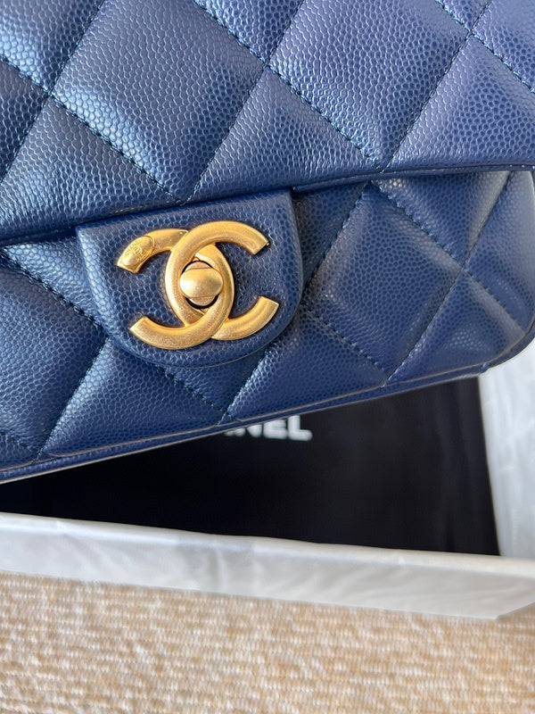 Luxe Touch Bags 

 -  Bags - 3042