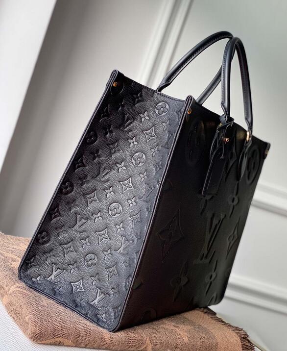 Luxe Touch Bags -   3134