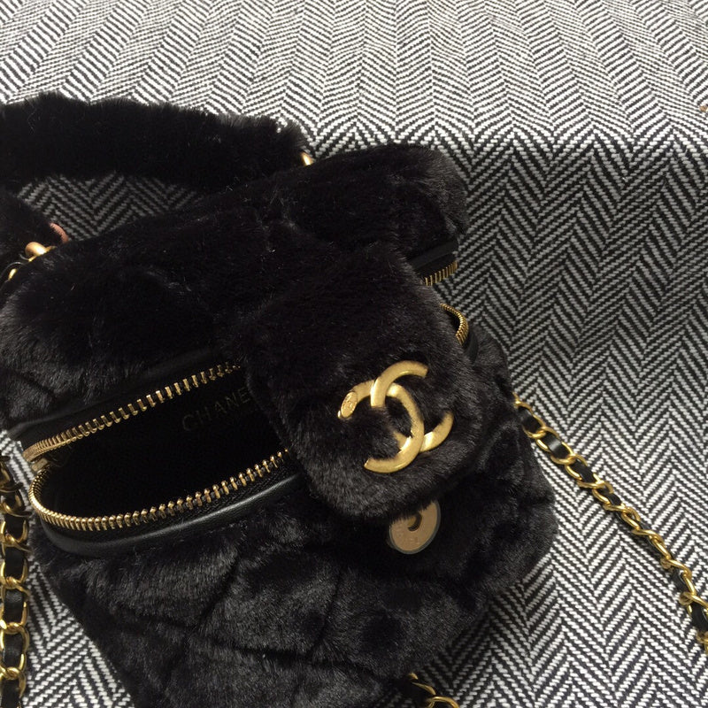 Luxe Touch Bags 

 -  Bags - 3406