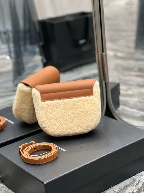 Luxe Touch - SLY Bags 547