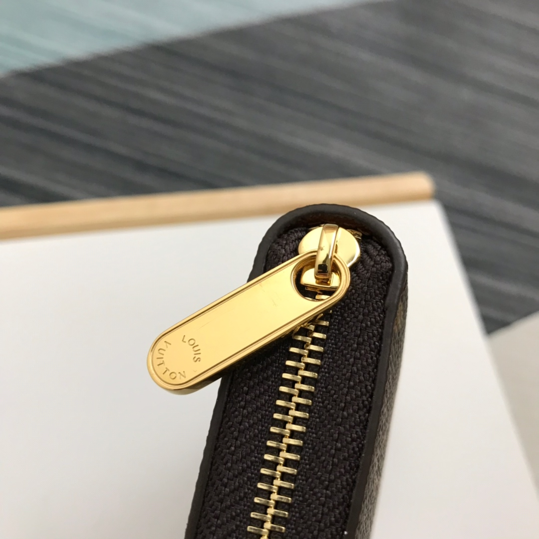Luxe Touch Bags