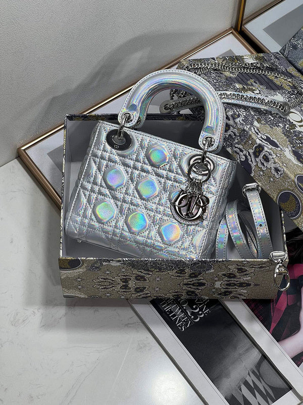 LTB - Luxe Touch Bags - 697