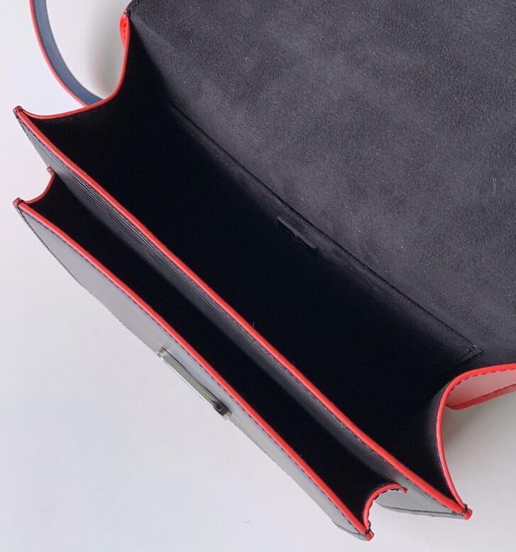 Luxe Touch Bags -   2874