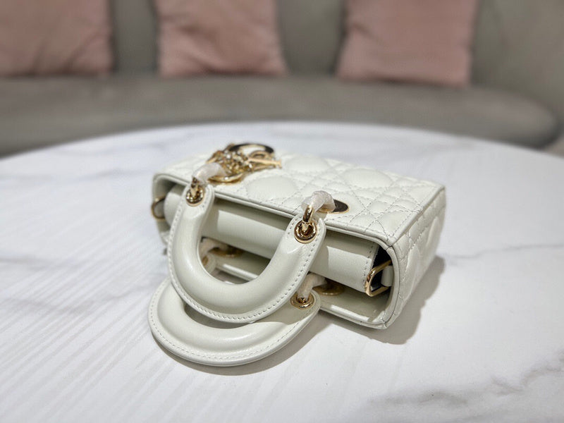LTB - Luxe Touch Bags - 1950