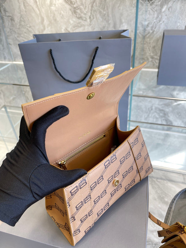 Luxe Touch Fashion - BGA Bags - 1616