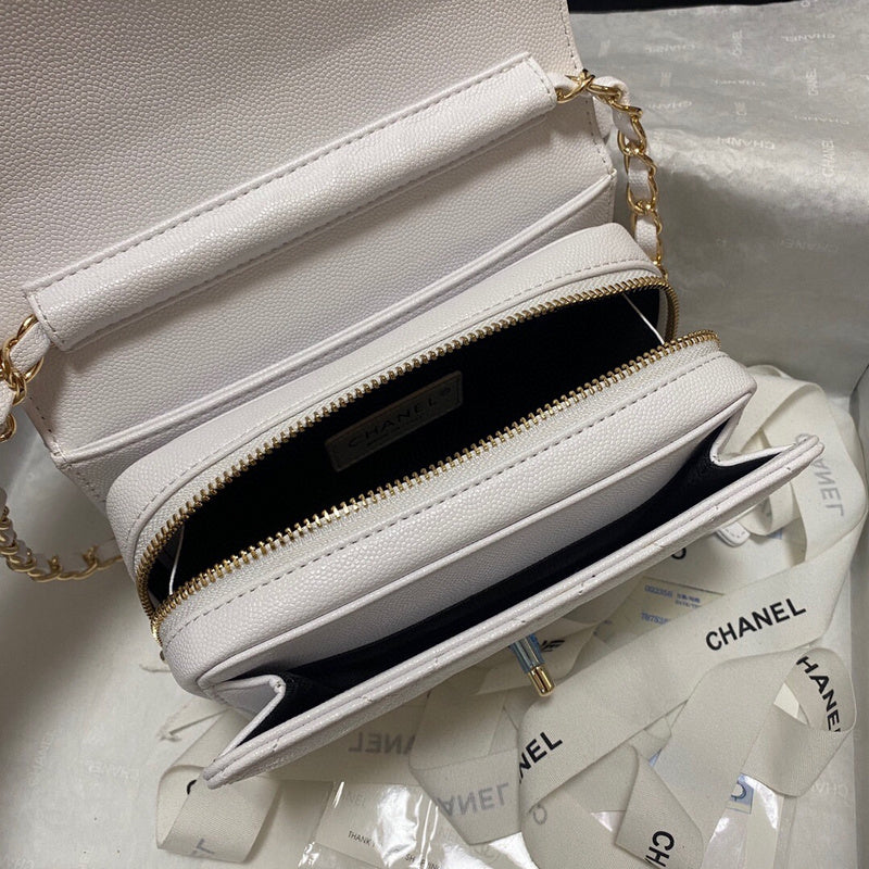 Luxe Touch Bags 

 -  Bags - 3409
