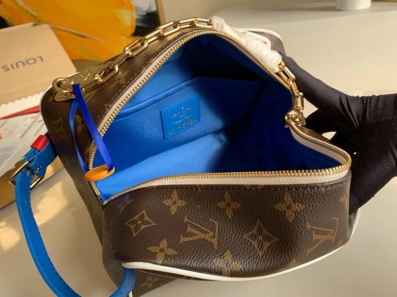 Luxe Touch Bags -   2627
