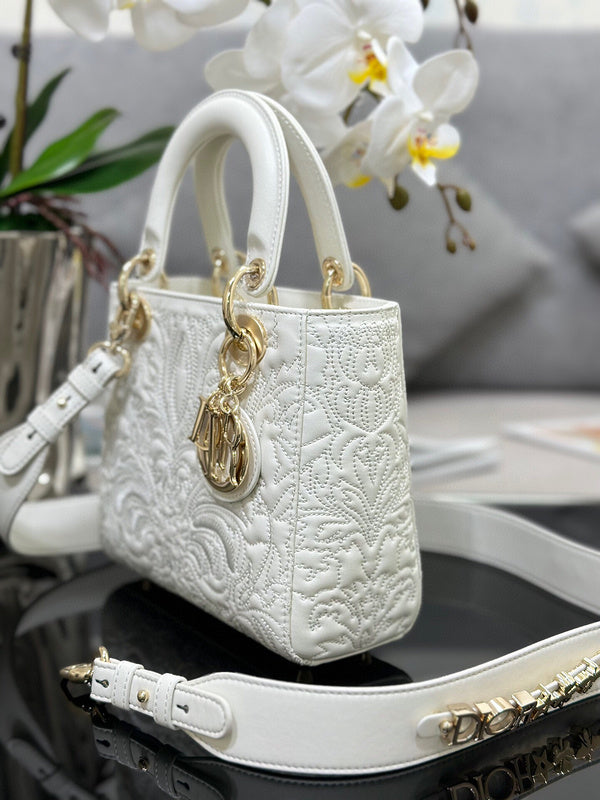 LTB - Luxe Touch Bags - 1206