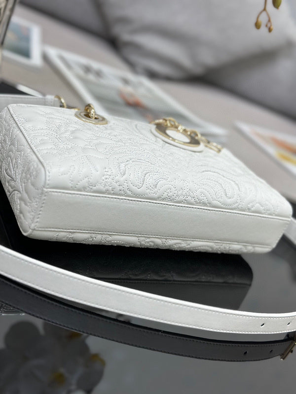LTB - Luxe Touch Bags - 1221