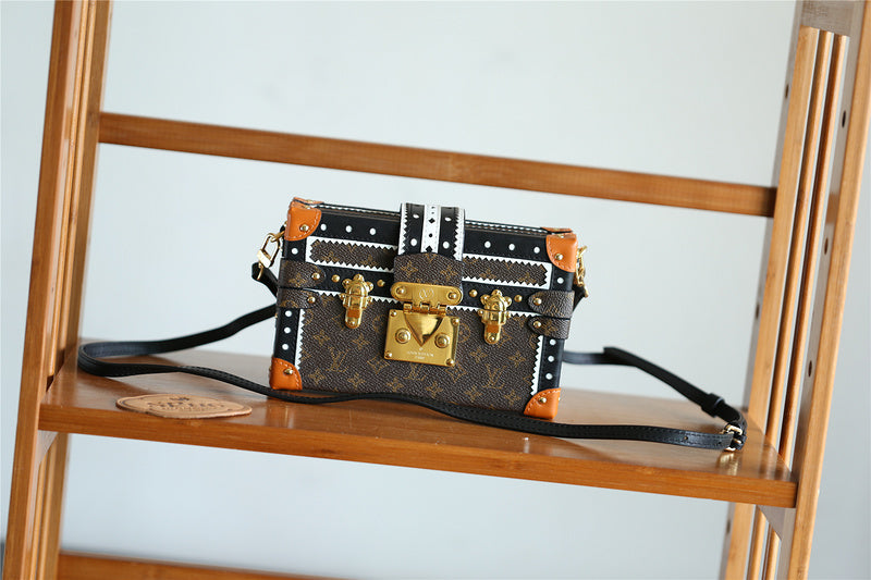 Luxe Touch Fashion LTB-bags - 8236